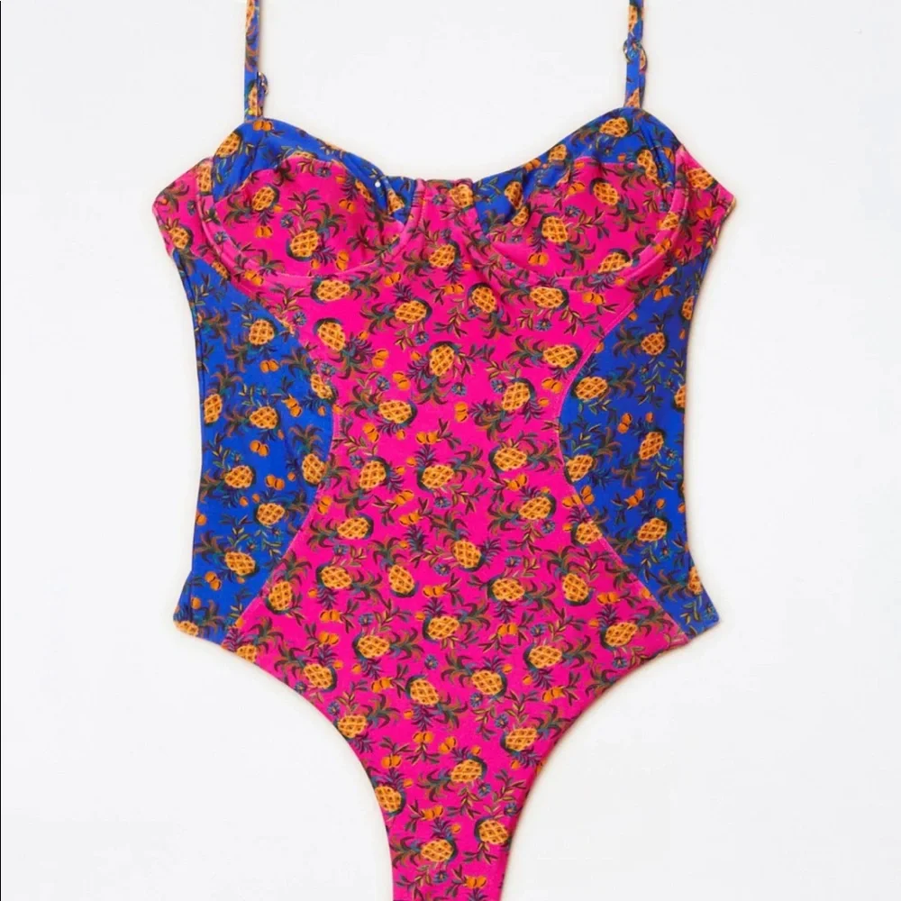 Farm Rio Fruits Dots One Piece Swimsuit sz M 175$ - Picture 2 of 15